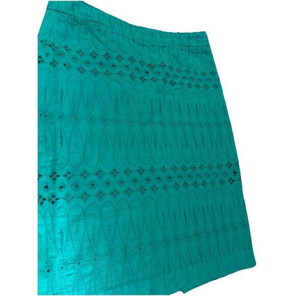 Loft Green Women’s Embroidered Pencil Skirt Size 0 28” Waist 100% Cotton - Picture 4 of 7